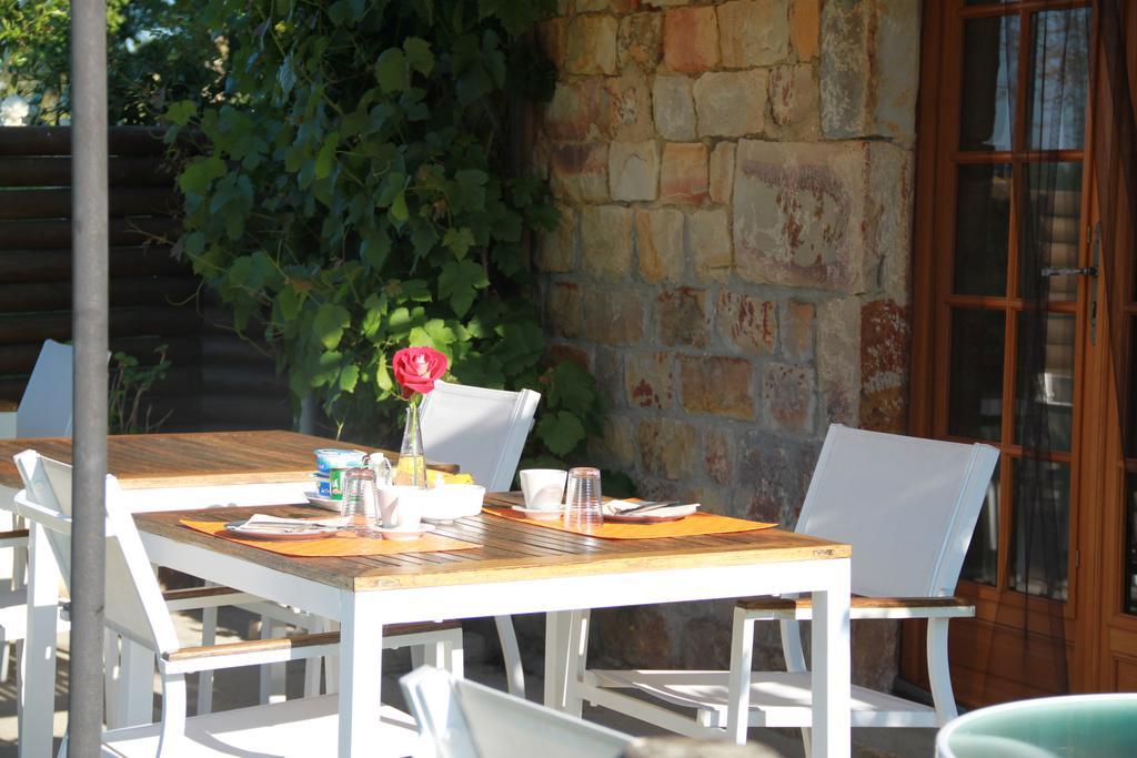 Chambres D'Hotes La Difference-Le Pressoir Rouelle Luaran gambar